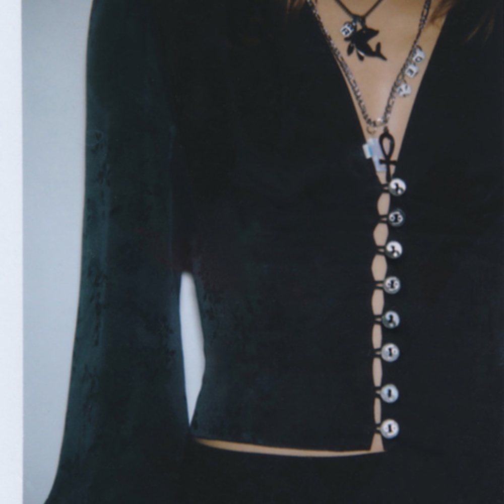 Realisation The Kaia Voodoo Black Cropped Shirt S